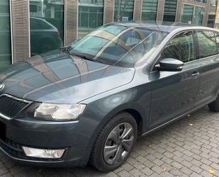 Skoda Skoda Rapid Spaceback Ambition 1.4 TDI Automatik Gebrauchtwagen