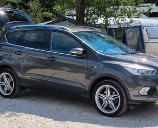 Ford Ford Kuga 2,0 TDCi 4x4 110kW COOL & CONNECT PSh C. Gebrauchtwagen