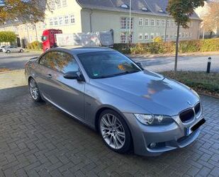 BMW BMW 325i Cabrio - M Paket, M Performance ESD, AHK Gebrauchtwagen