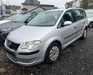 VW Volkswagen Touran 1.6 Trendline Gebrauchtwagen