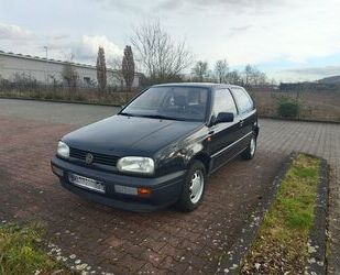 VW Volkswagen Golf 1.6 CL CL Gebrauchtwagen