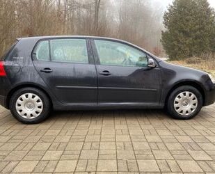 VW Volkswagen Golf 1.6 Tour Sitzheizung Klima PDC Tem Gebrauchtwagen