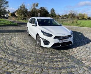 Kia Kia CEED SW+1.6 GDI DCT OPF+PLUG-IN-HYBRID+VISION Gebrauchtwagen