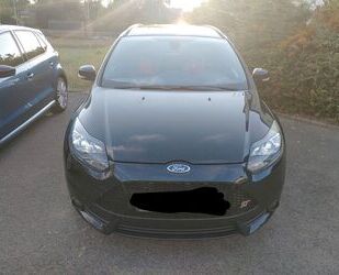 Ford Ford Focus 2,0 EB ST Leder-Sport-Paket Turnier ST Gebrauchtwagen