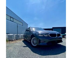 BMW BMW 320i Touring Steptronic 24 Monate Garantie* Gebrauchtwagen