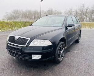 Skoda Skoda Octavia Combi Elegance 4X4, Euro 4, AHK Gebrauchtwagen