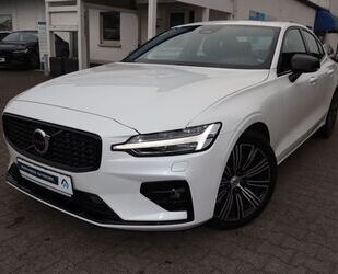 Volvo Volvo S60 B5 B AWD Ultimate Dark|NAVI|SHZ V+H|R-CA Gebrauchtwagen