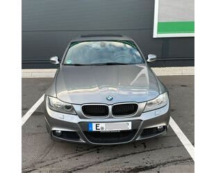 BMW BMW318i Limo,Aut,Xenon,MSport,Navi,Schiebedach Gebrauchtwagen