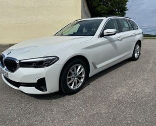 BMW BMW 520d xDrive Touring A PANO AHK BMW GARANTIE Gebrauchtwagen