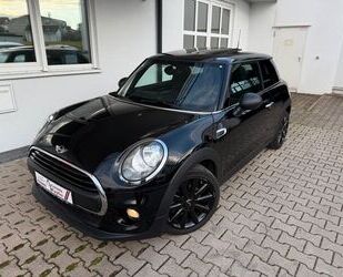 Mini MINI ONE Aut. 3-trg. Blackyard PANO NAVI 17