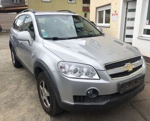 Chevrolet Chevrolet Captiva 2.4 LT 4WD.7 SITZER.AHK. Gebrauchtwagen