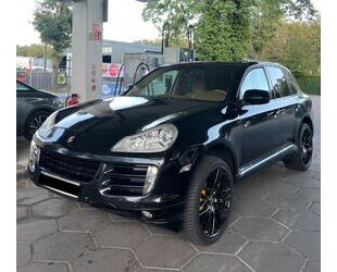 Porsche Porsche Cayenne GTS Facelift Full Black Ta... Gebrauchtwagen