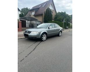 VW Volkswagen Passat 2.8 V6 tiptronic 4motion Executi Gebrauchtwagen