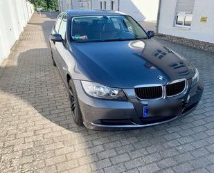 BMW BMW 3 BMW wenig Kilometer !! Gebrauchtwagen