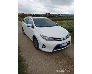 Toyota Toyota Auris Touring Sports Touring Sports Hybrid Gebrauchtwagen