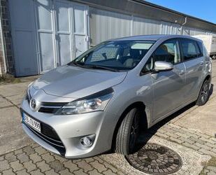 Toyota Toyota Verso 1.6l Valvematic Comfort 5-Sitzer Comf Gebrauchtwagen