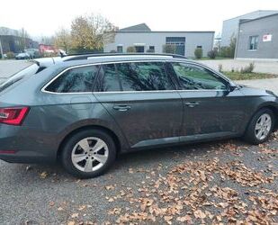 Skoda Skoda Superb 2.0 TDI SCR 140kW DSG 4x4 SCOUT COMBI Gebrauchtwagen