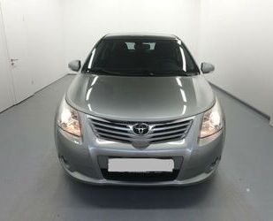 Toyota Toyota Avensis Executive 1.8 Valvematic Executive Gebrauchtwagen