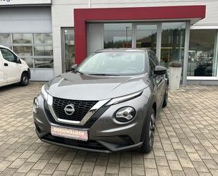 Nissan Nissan Juke 1.0DIG-T Acenta Autom. Komfort Paket N Gebrauchtwagen