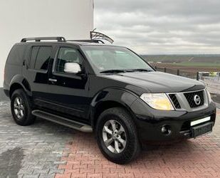 Nissan Nissan Pathfinder 2.5 dCi SE*NUR 127TKM*7SITZER*AH Gebrauchtwagen