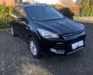 Ford Ford Kuga 2,0 TDCi Titanium 4x4 Automatik Allrad N Gebrauchtwagen