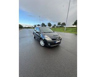 Renault Renault Clio Expression 1.2 16V 75 Expression Gebrauchtwagen