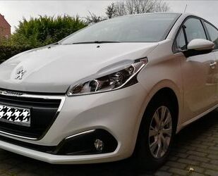 Peugeot Peugeot 208 Urban Move PureTech 82 Urban Move Gebrauchtwagen