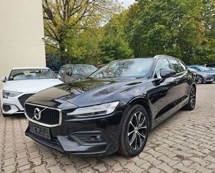 Volvo Volvo V60 Kombi LED,Pilot Assist,Kamera,Totwinkela Gebrauchtwagen