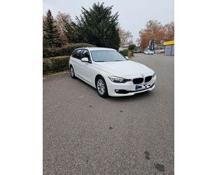 BMW BMW 320i Touring, Scheckheft, 1.Hand+Winterräder Gebrauchtwagen