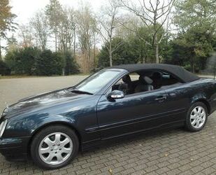 Mercedes-Benz Mercedes-Benz CLK 320 AVANTGARDE aus 1. Hand, sche Gebrauchtwagen