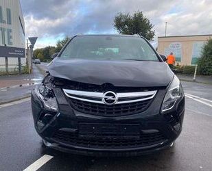 Opel Opel Zafira Tourer Edition Gebrauchtwagen