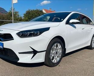 Kia Kia ceed Sportswagon 1.5 T-GDI Vision Sportswagon Gebrauchtwagen