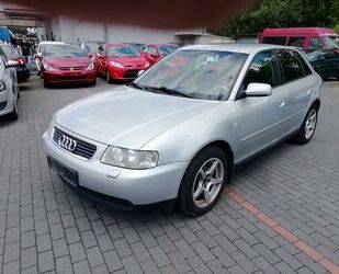 Audi Audi A3 1.6 5- Türig,Klimatronic,Sitzheizung,TÜV N Gebrauchtwagen