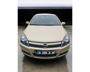 Opel Opel Astra 1.4 Twinport Elegance Gebrauchtwagen