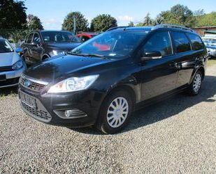 Ford Ford Focus Turnier 1.6 Style/8f-Bereift/Navi/RFK/T Gebrauchtwagen