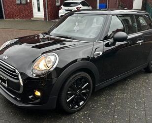 Mini MINI One Blackyard Navigation Gebrauchtwagen