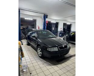 Skoda Skoda Octavia 1u Combi 4x4 1.8 Turbo Elegance all Gebrauchtwagen