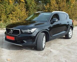 Volvo Volvo XC 40 XC40 Momentum 2WD Neuer Motor von Volv Gebrauchtwagen