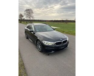 BMW BMW 530d Touring xDrive M Sport Gebrauchtwagen