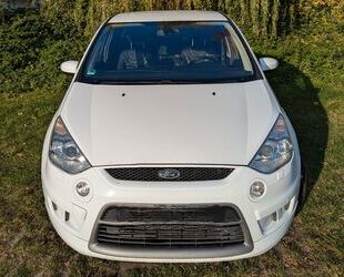 Ford Ford S-Max 2,2 TDCi DPF White Magic Gebrauchtwagen