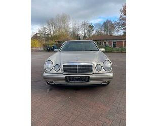 Mercedes-Benz Mercedes-Benz W210 E 240 ELEGANCE sehr gepflegt, k Gebrauchtwagen