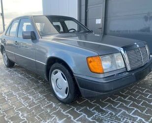 Mercedes-Benz Mercedes-Benz 200 DIESEL*SCHIEBEDACH* Gebrauchtwagen