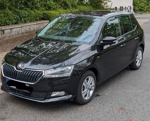 Skoda Skoda Fabia 110 PS SOLEIL LED NAVI DAB Limousine Gebrauchtwagen