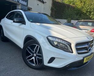 Mercedes-Benz Mercedes-Benz GLA 220 CDI / d 4Matic PANORAMA/LEDE Gebrauchtwagen