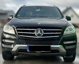 Mercedes-Benz Mercedes-Benz ML 350 BlueTEC 4MATIC HARMAN/KARDON Gebrauchtwagen