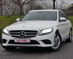 Mercedes-Benz Mercedes-Benz C200 T Avantgarde LED Navi Teilleder Gebrauchtwagen