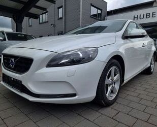 Volvo Volvo V40 Klimaaut. Navi Xenon SHZ Virtual PDC 1 Gebrauchtwagen