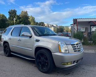 Cadillac Cadillac Escalade 6.2 V8 *Gasanlage *Leder*Cam*Na Gebrauchtwagen