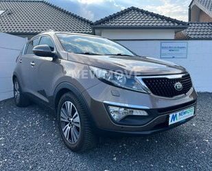 Kia Kia Sportage 4WD Auto. AHK SHZ Navi Tempomat Kamer Gebrauchtwagen