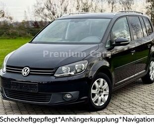 VW Volkswagen Touran Life 2.0 TDI BMT*Navigat*Anhäng* Gebrauchtwagen